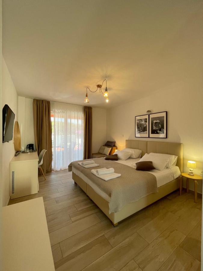 St. Nicholas Rooms Hvar Town Exterior photo