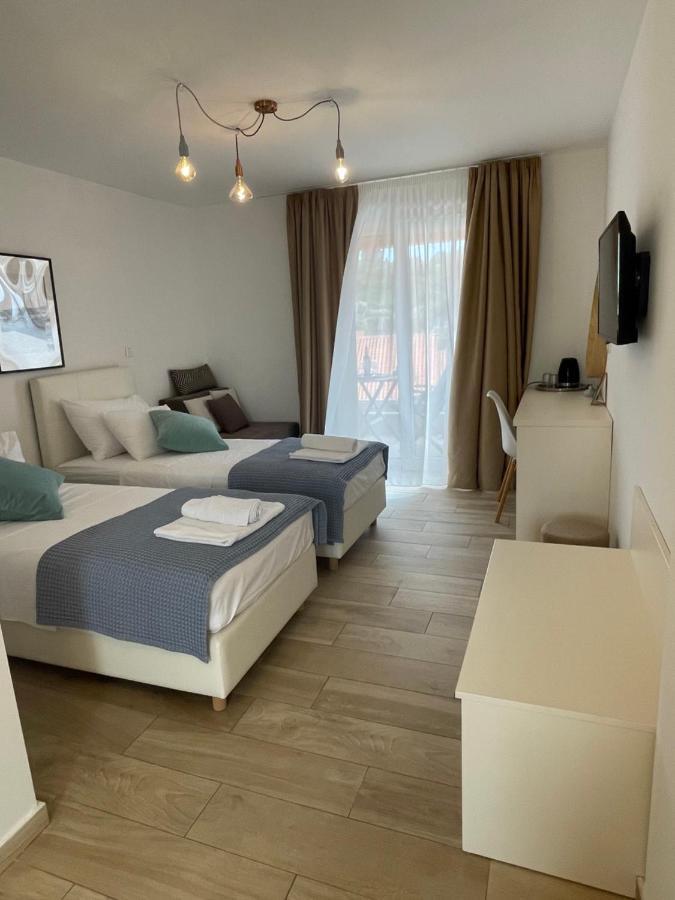 St. Nicholas Rooms Hvar Town Exterior photo